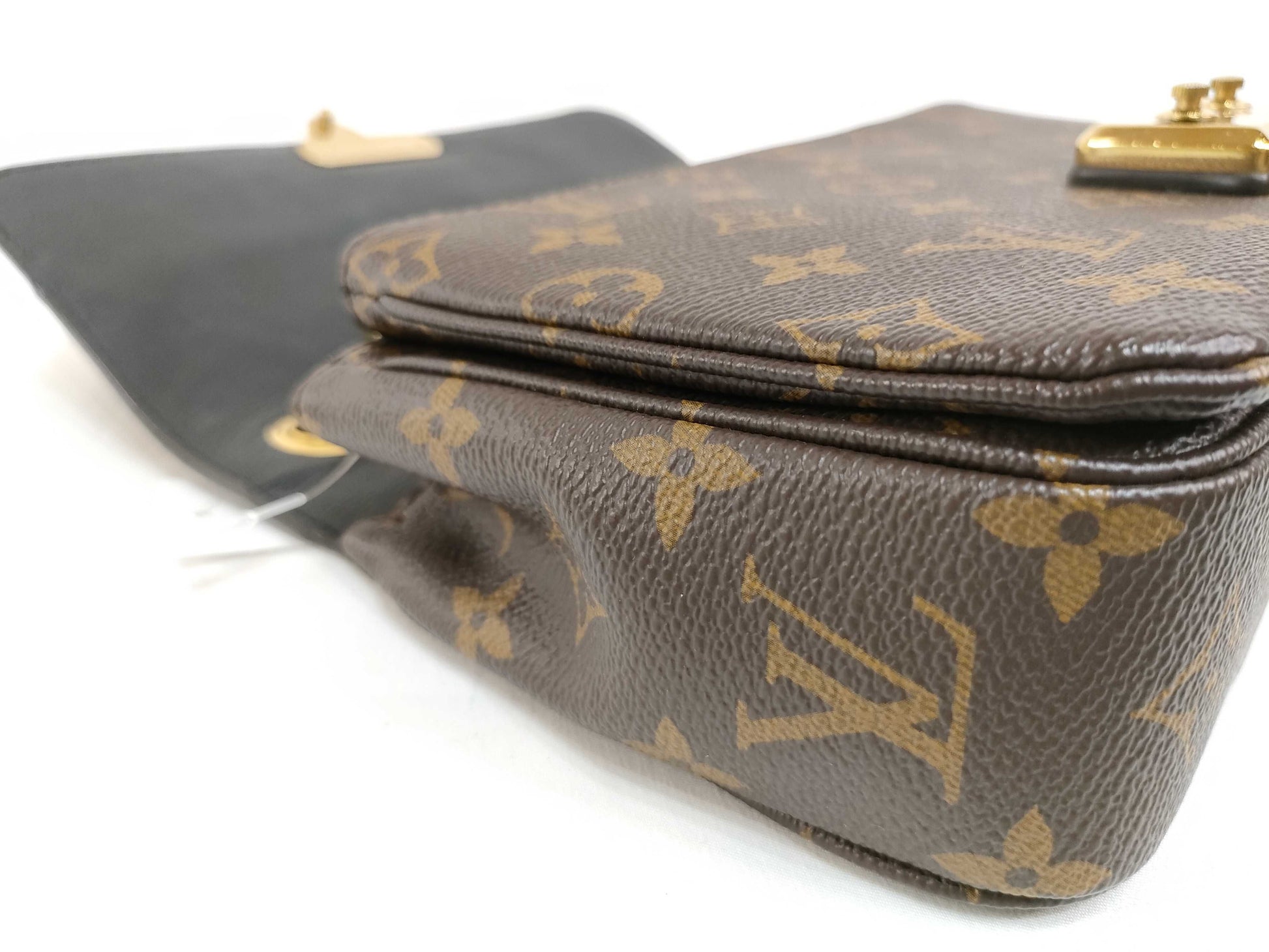 LOUIS VUITTON M 46126 Monogram LOUIS VUITTON Marceau Shoulder Bag M46126 Shoulder Bag