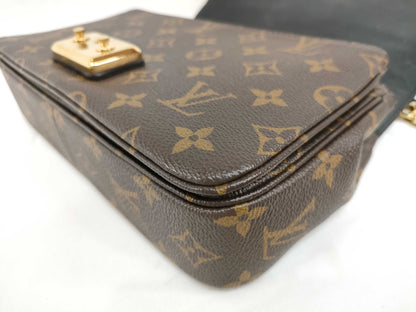 LOUIS VUITTON M 46126 Monogram LOUIS VUITTON Marceau Shoulder Bag M46126 Shoulder Bag