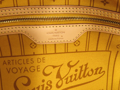 LOUIS VUITTON Monogram Neverfull GM Tote Bag