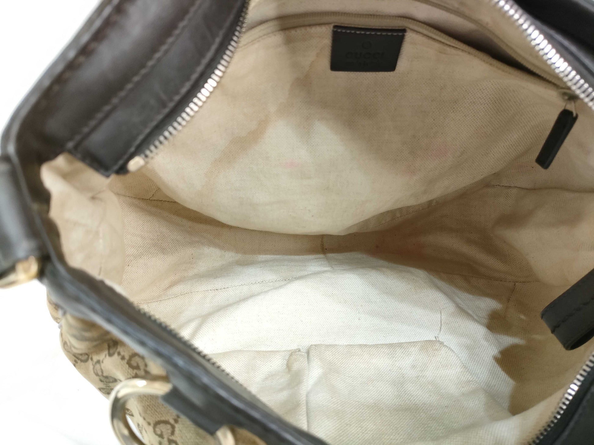GUCCI GG Canvas GUCCI Sukey GG Canvas Shoulder Bag Shoulder Bag