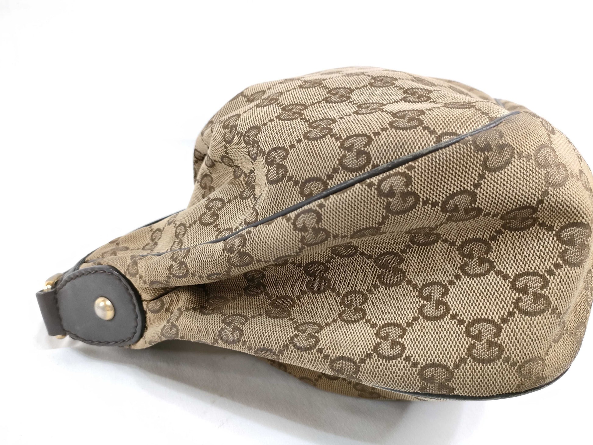 GUCCI GG Canvas GUCCI Sukey GG Canvas Shoulder Bag Shoulder Bag