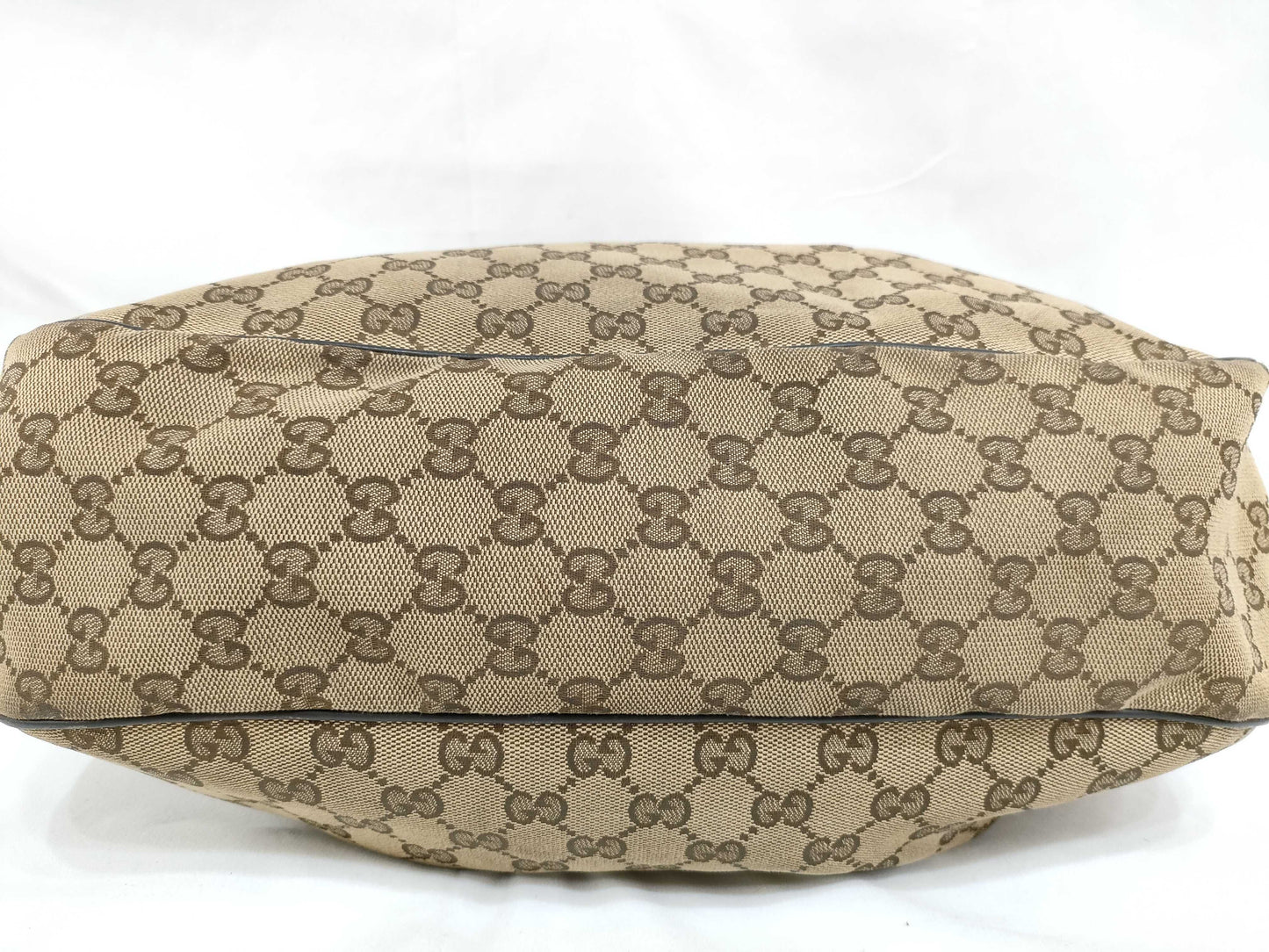 GUCCI GG Canvas GUCCI Sukey GG Canvas Shoulder Bag Shoulder Bag