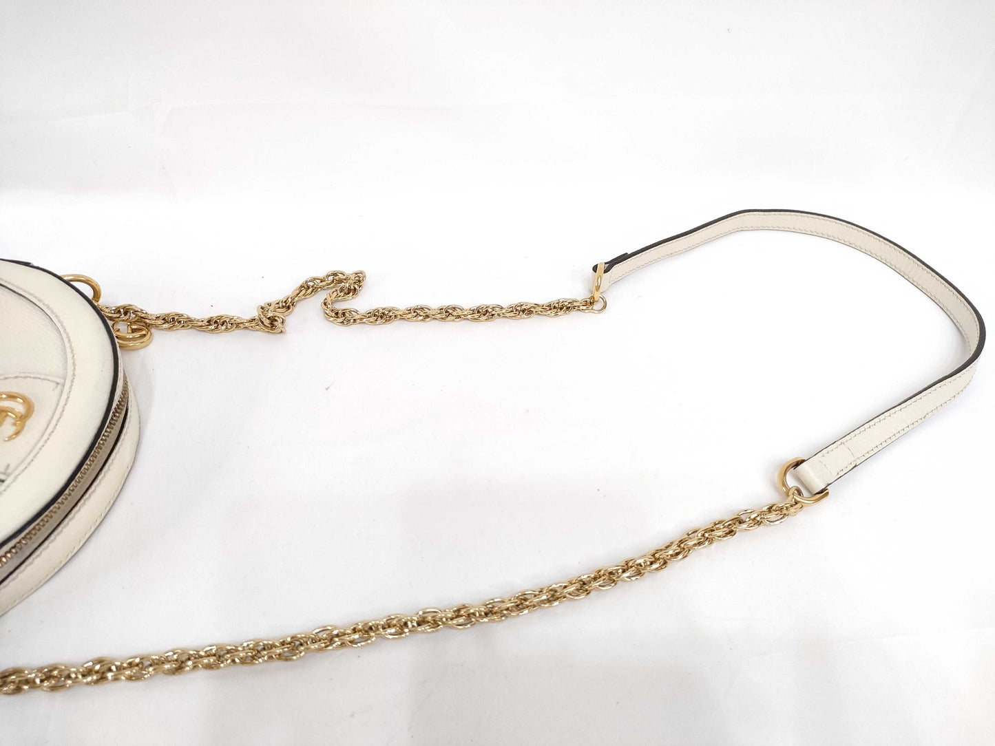 GUCCI Ophidia Mini Round Chain Shoulder Bag