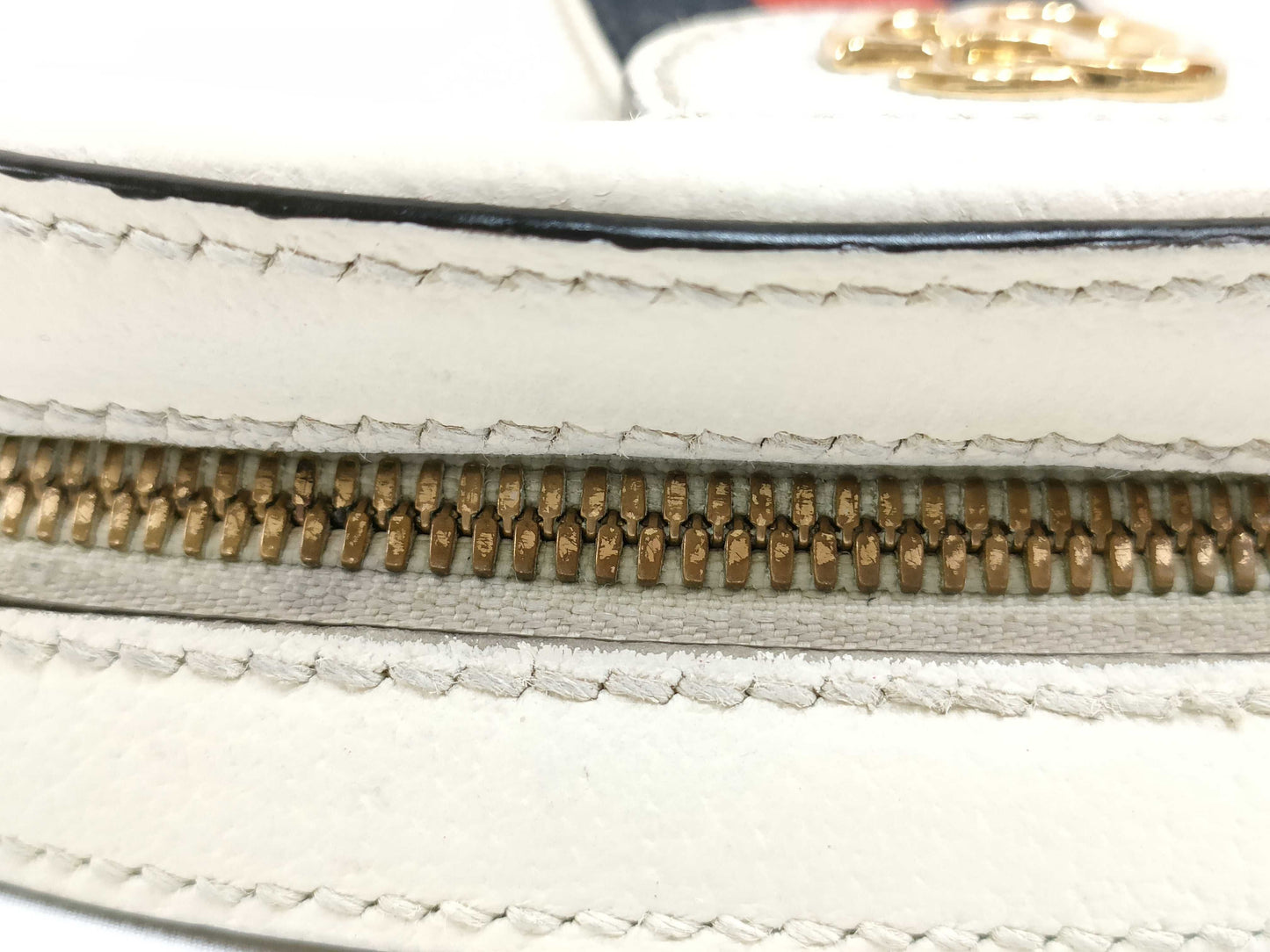 GUCCI Ophidia Mini Round Chain Shoulder Bag