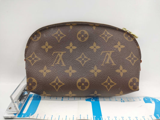 LOUIS VUITTON Louis Vuitton Pochette Cosmetic Monogram Pouch