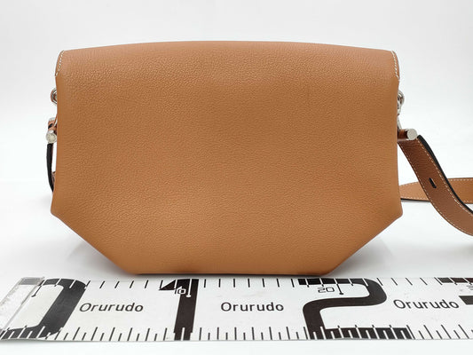 HERMES Opry 24 A engraved shoulder bag