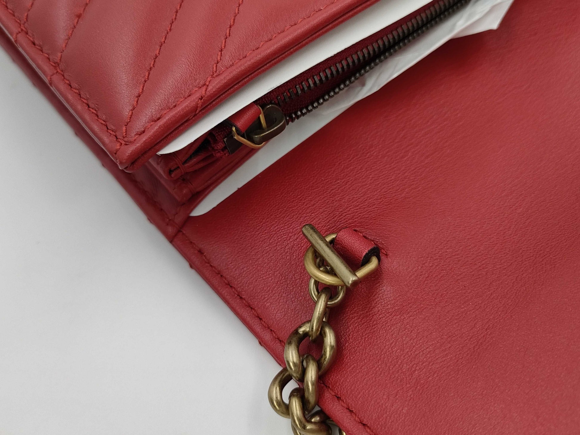 GUCCI Marmont Shoulder Bag