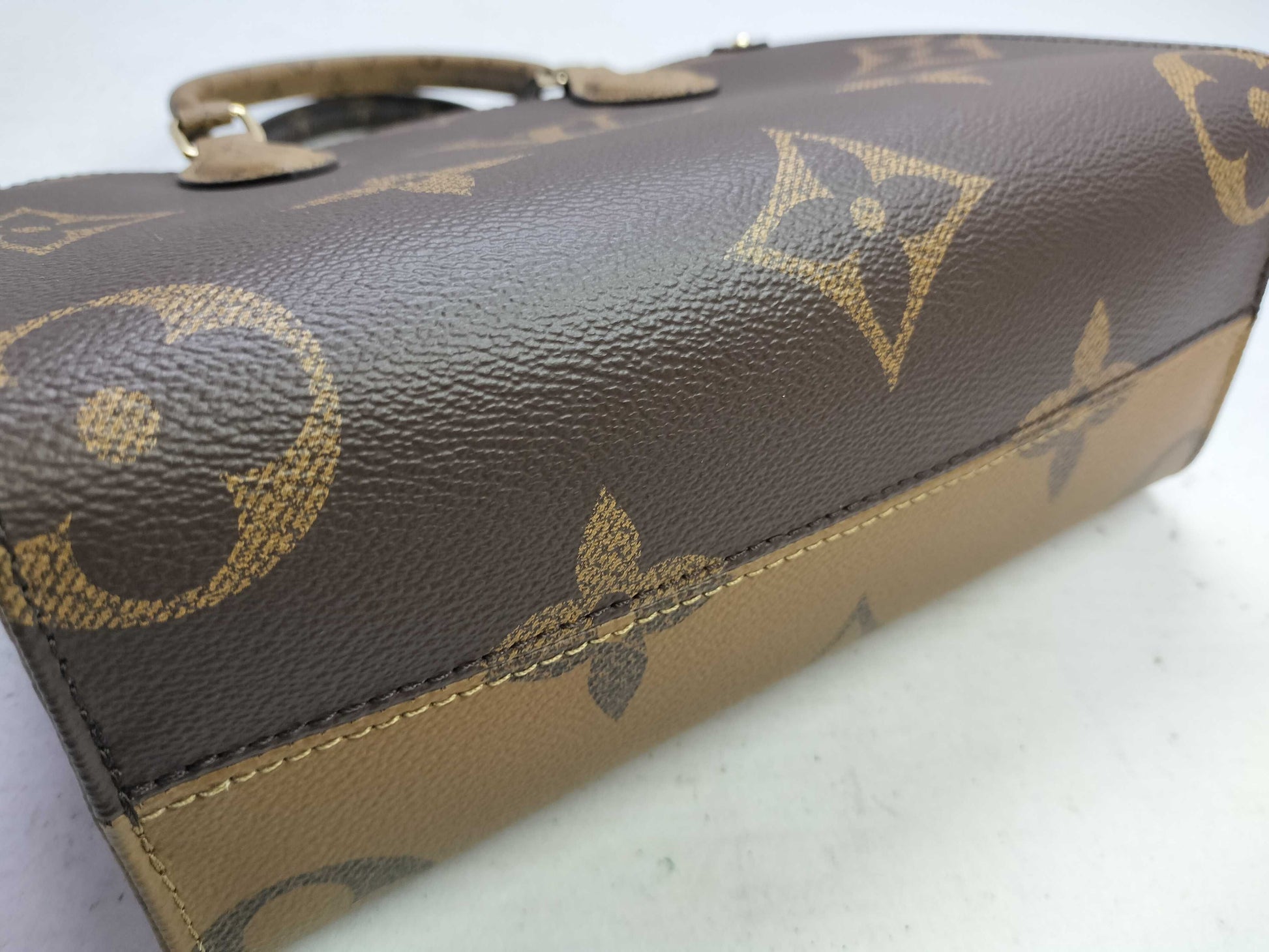 LOUIS VUITTON On the Go PM M46373 Handbag