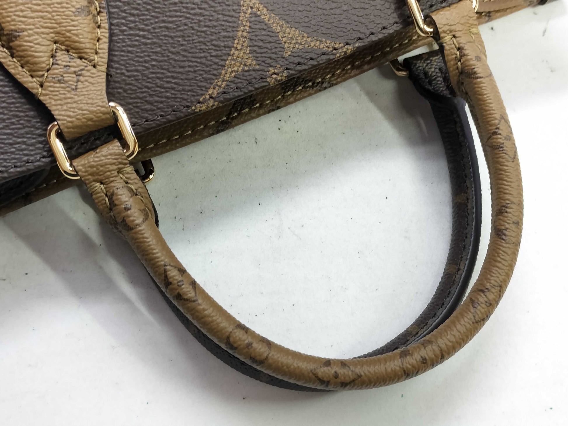 LOUIS VUITTON On the Go PM M46373 Handbag
