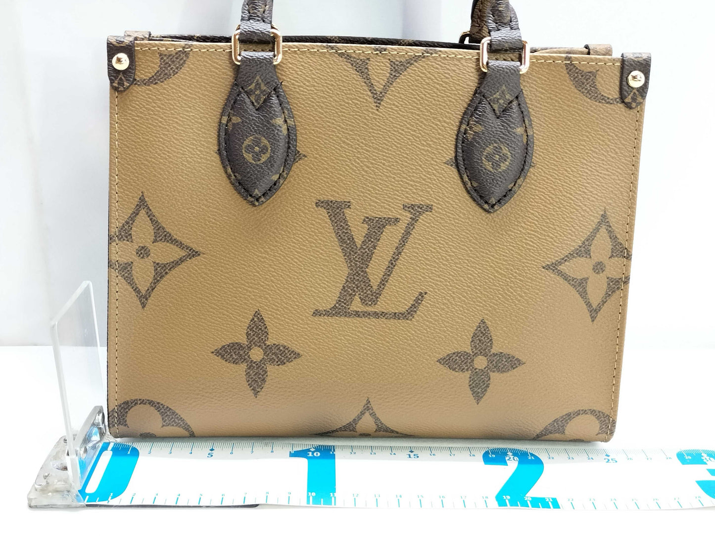LOUIS VUITTON On the Go PM M46373 Handbag