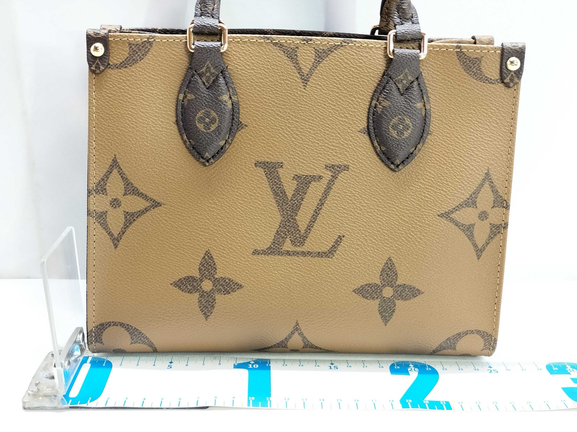 LOUIS VUITTON On the Go PM M46373 Handbag
