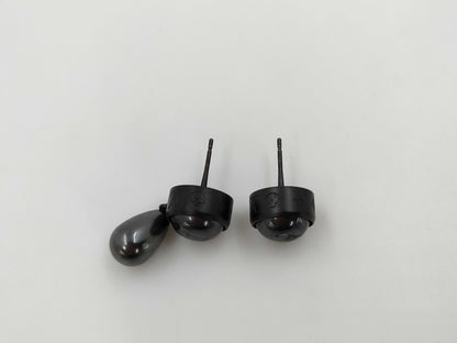 LOUIS VUITTON M02544 Pearl Earrings