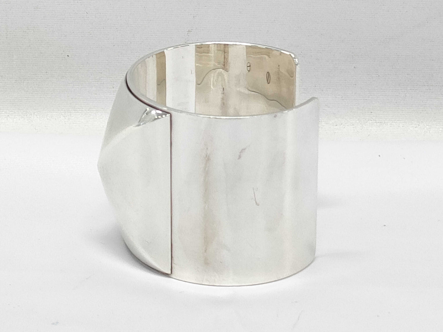 HERMES HERMES Medor Stud Wide Bangle Silver 180g Bracelet/Bangle