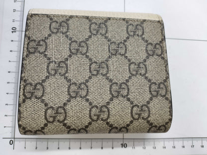 GUCCI GG Supreme Gucci GG Marmont Medium Wallet
