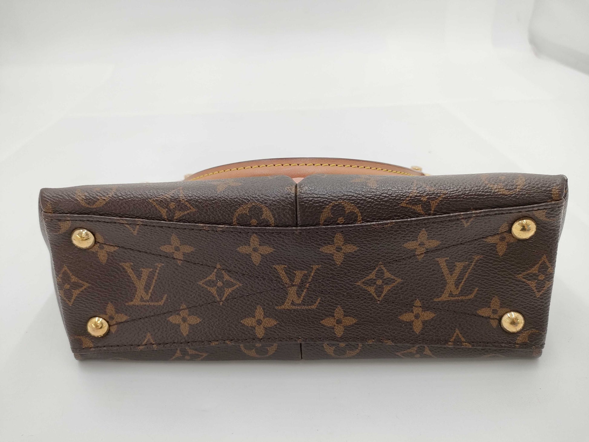 LOUIS VUITTON Louis Vuitton Monogram Hand Shoulder Bag Handbag