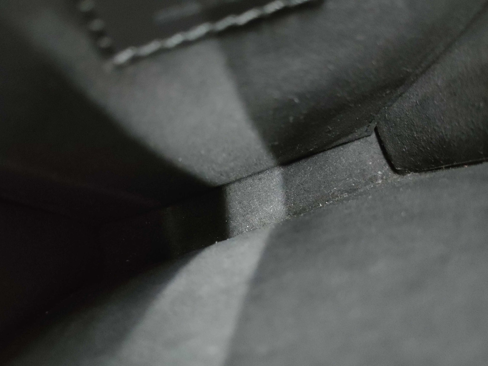 LOUIS VUITTON Louis Vuitton Epi Tote Bag Handbag