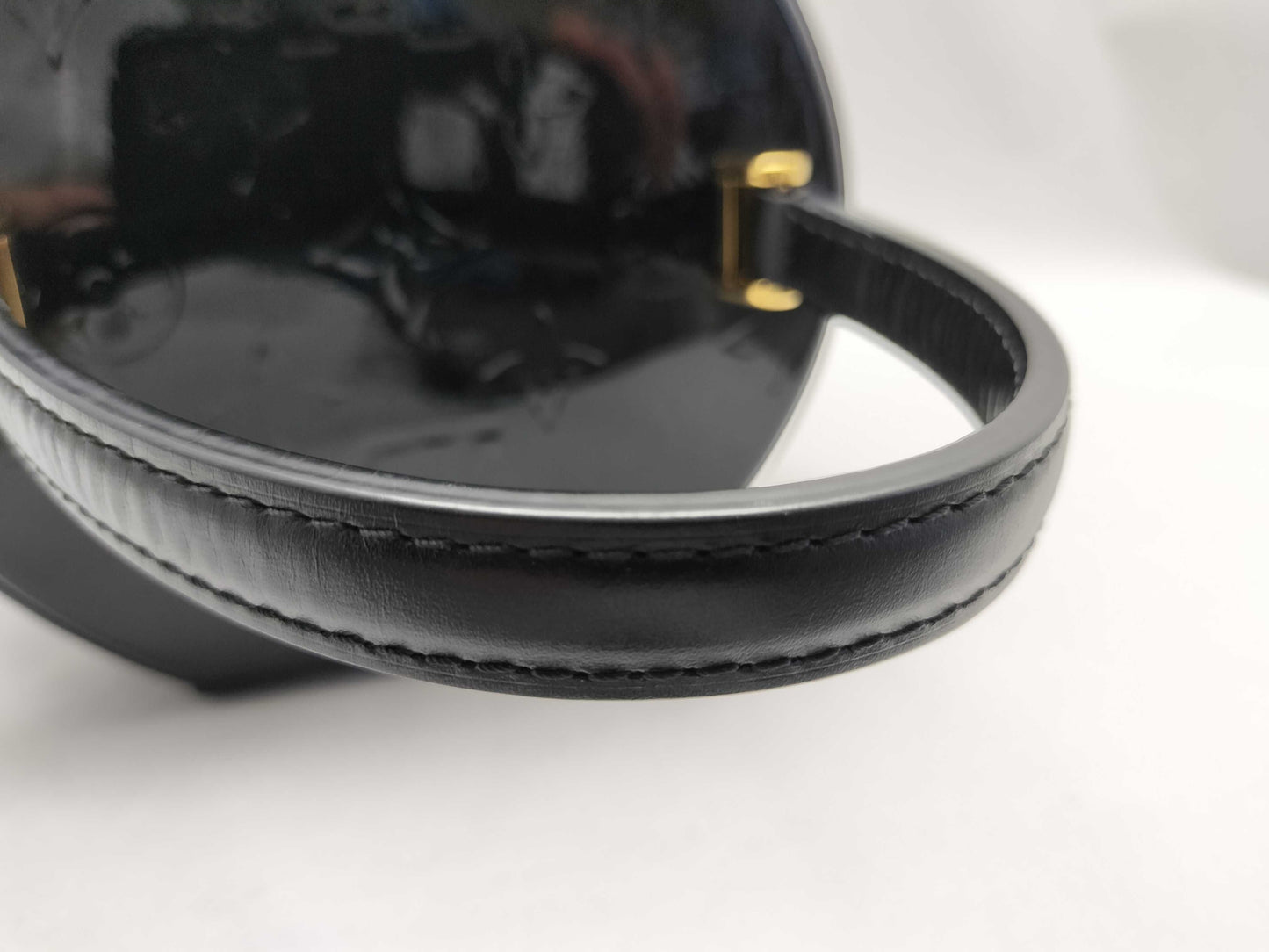 LOUIS VUITTON M53997 Vernis Louis Vuitton Bucket Shoulder Bag Vanity Bag