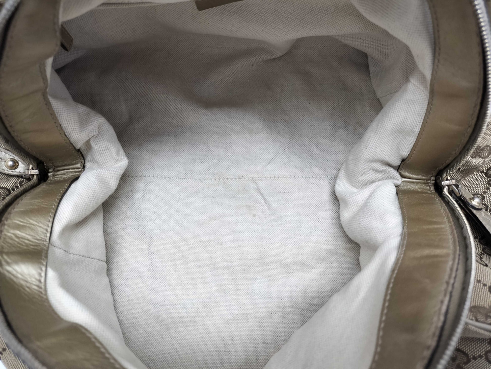 GUCCI GG Canvas Gucci Hand Shoulder Bag Shoulder Bag