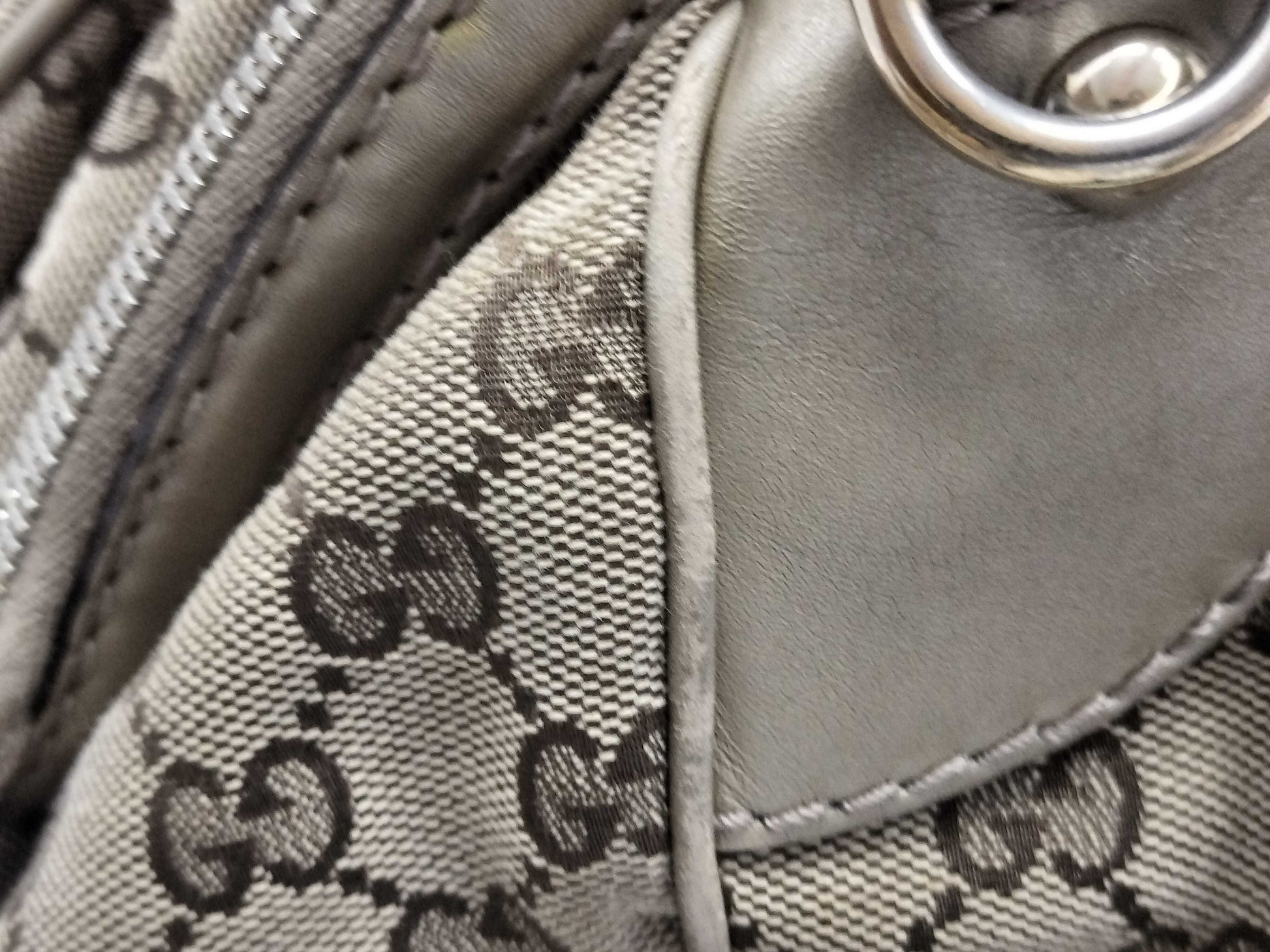 GUCCI GG Canvas Gucci Hand Shoulder Bag Shoulder Bag