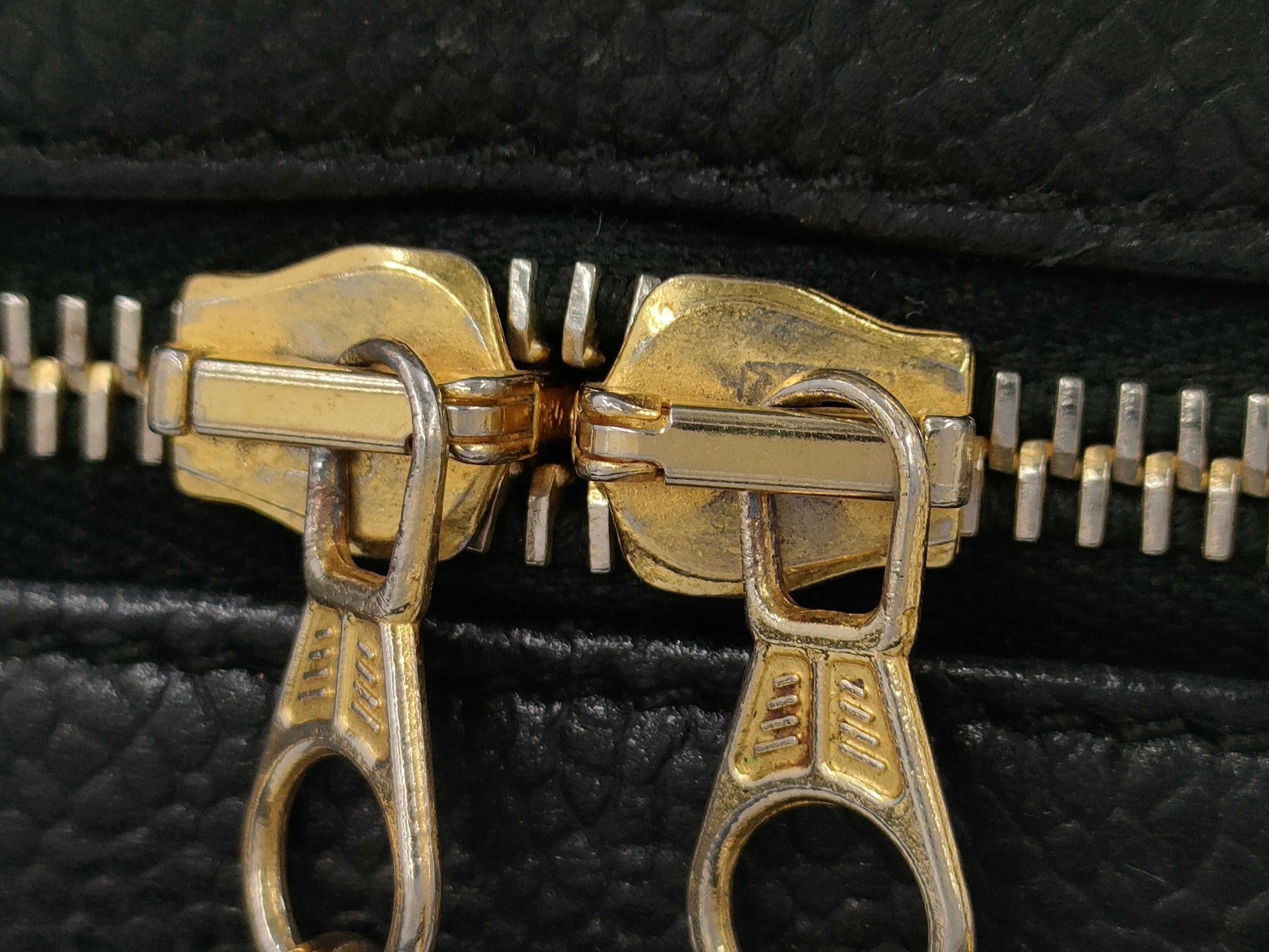 CHANEL Coco Mark 2-way Caviar Skin Hand/Shoulder Vanity Bag 4502965 Handbag