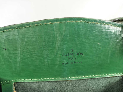 LOUIS VUITTON Epi Cluny Mantle Shoulder Bag