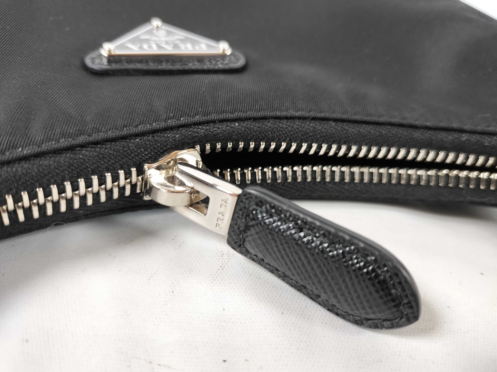 PRADA PRADA Tessuto Re-Edition Mini One-Shoulder Bag Shoulder Bag
