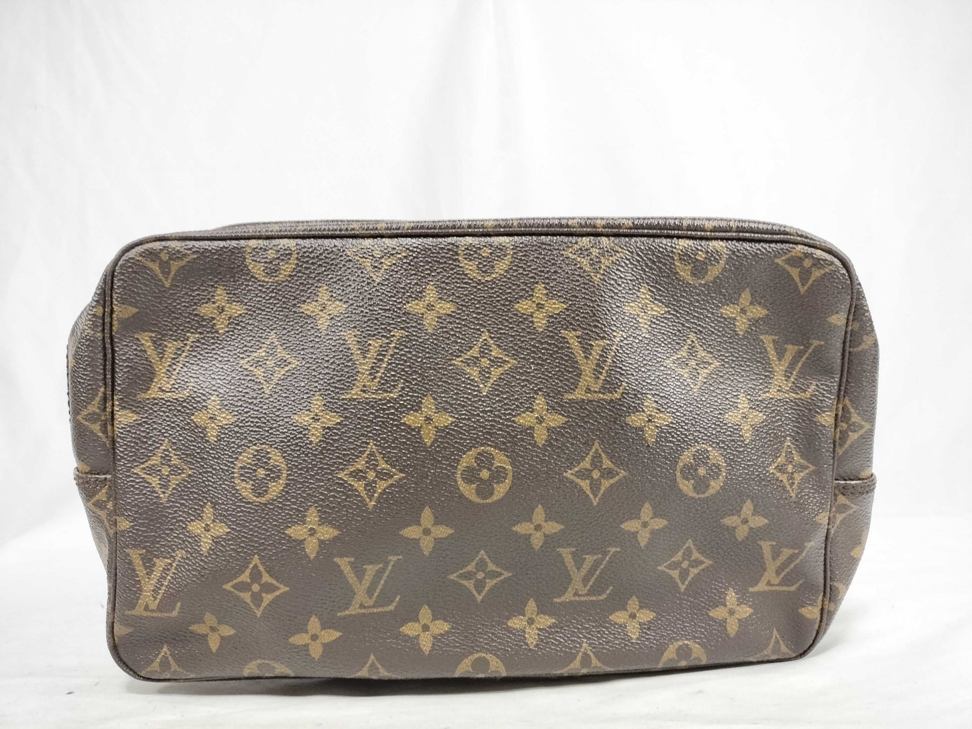 LOUIS VUITTON Monogram True Toilet Second Bag