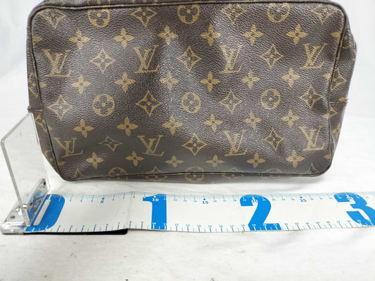 LOUIS VUITTON Monogram True Toilet Second Bag