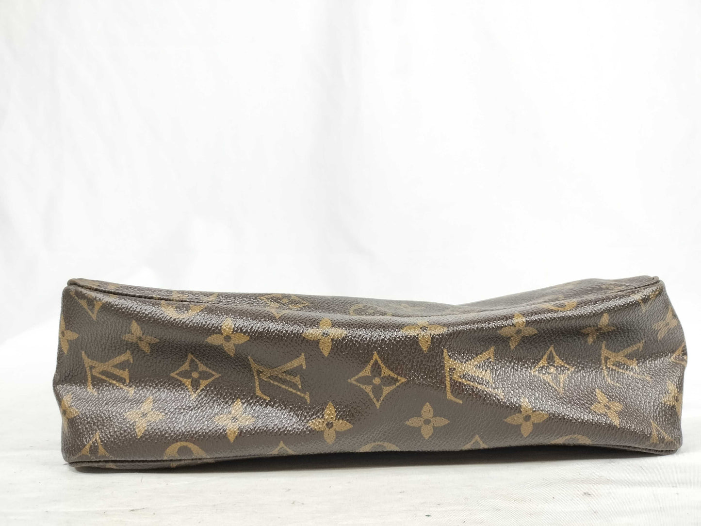 LOUIS VUITTON Monogram True Toilet Second Bag