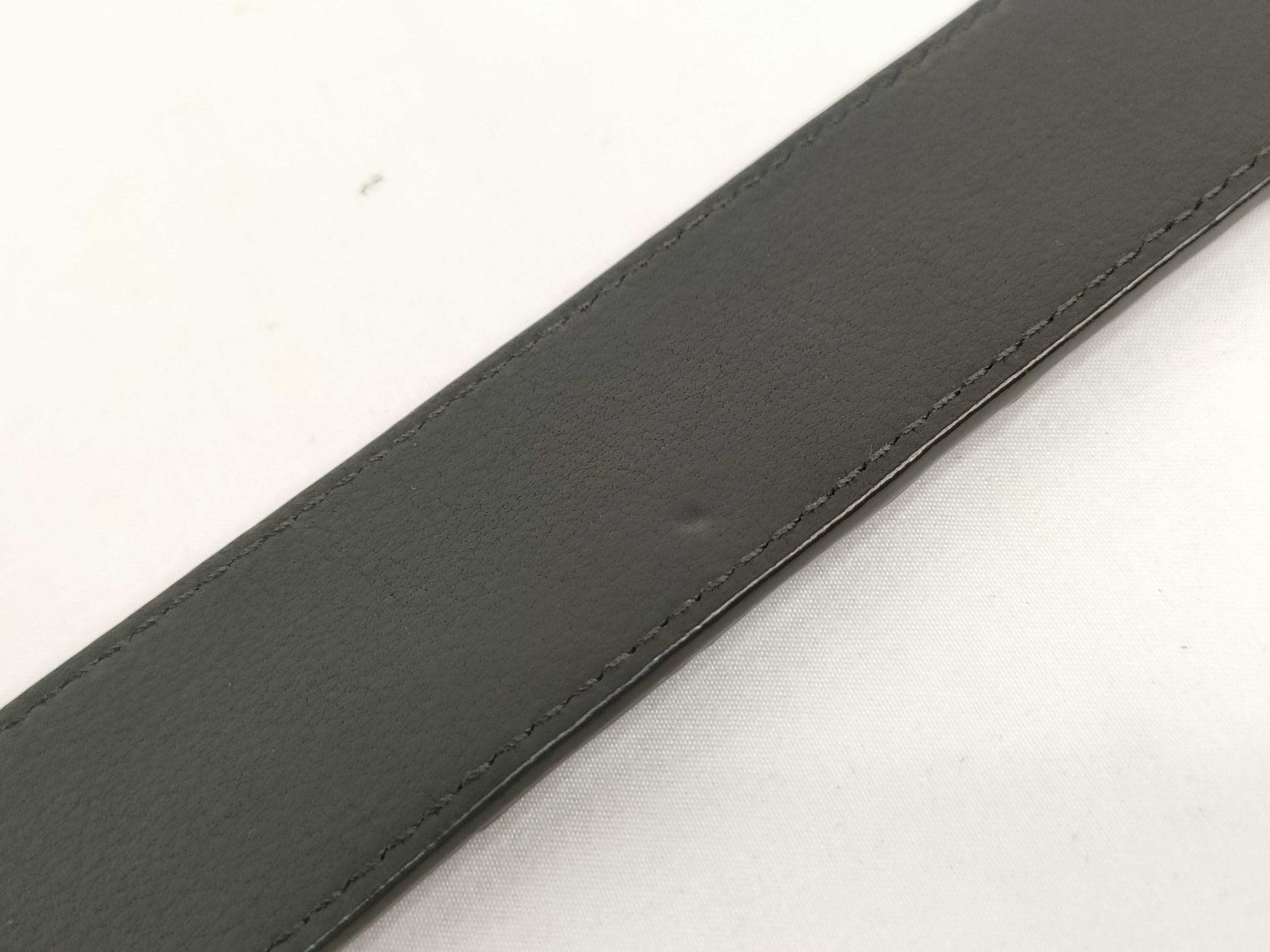 LOUIS VUITTON M 9896 Louis Vuitton Crocodile Leather Belt