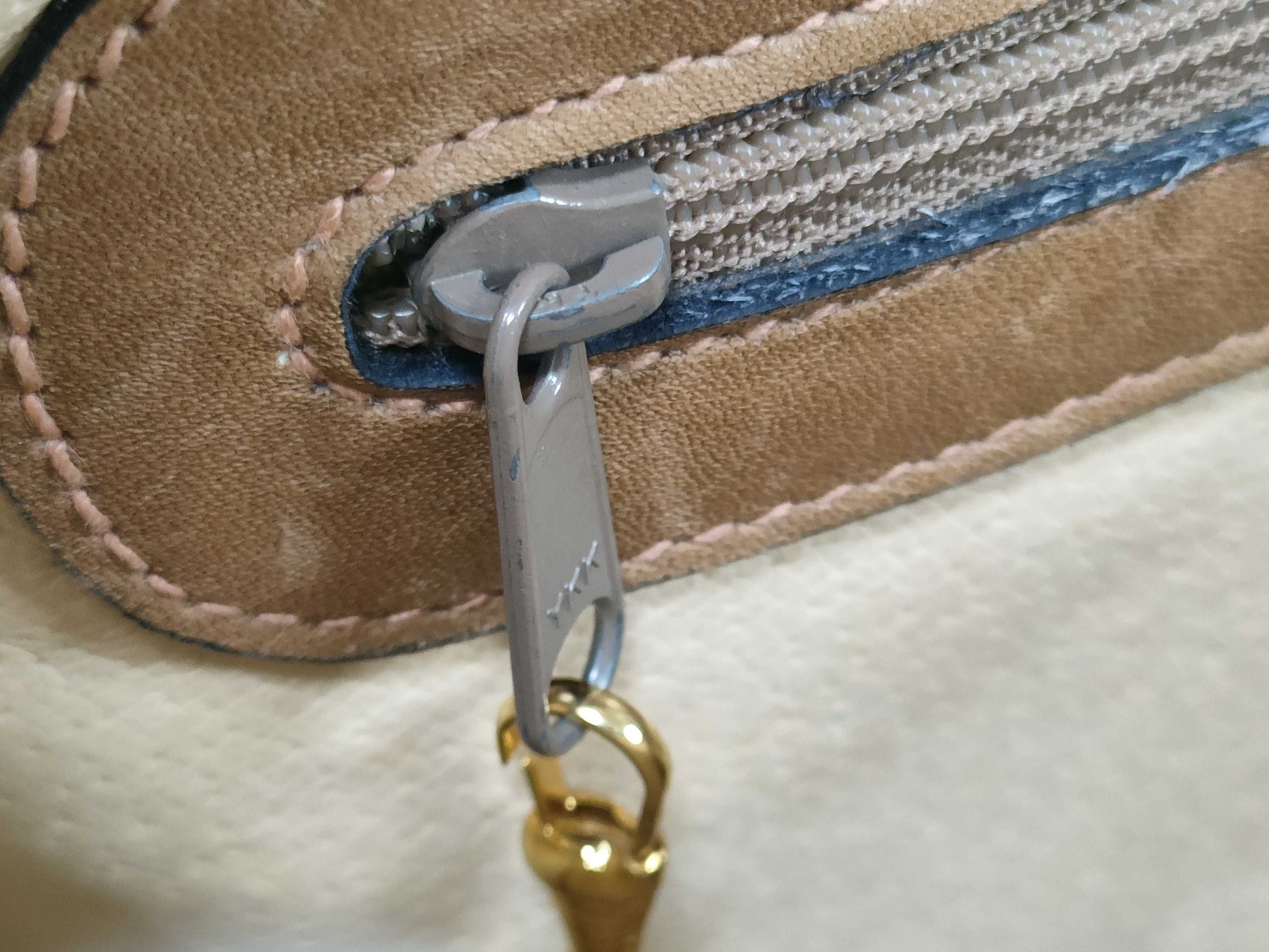 GUCCI 067 Shoulder Bag, Old Gucci Micro GG Canvas and Leather, Brown Shoulder Bag