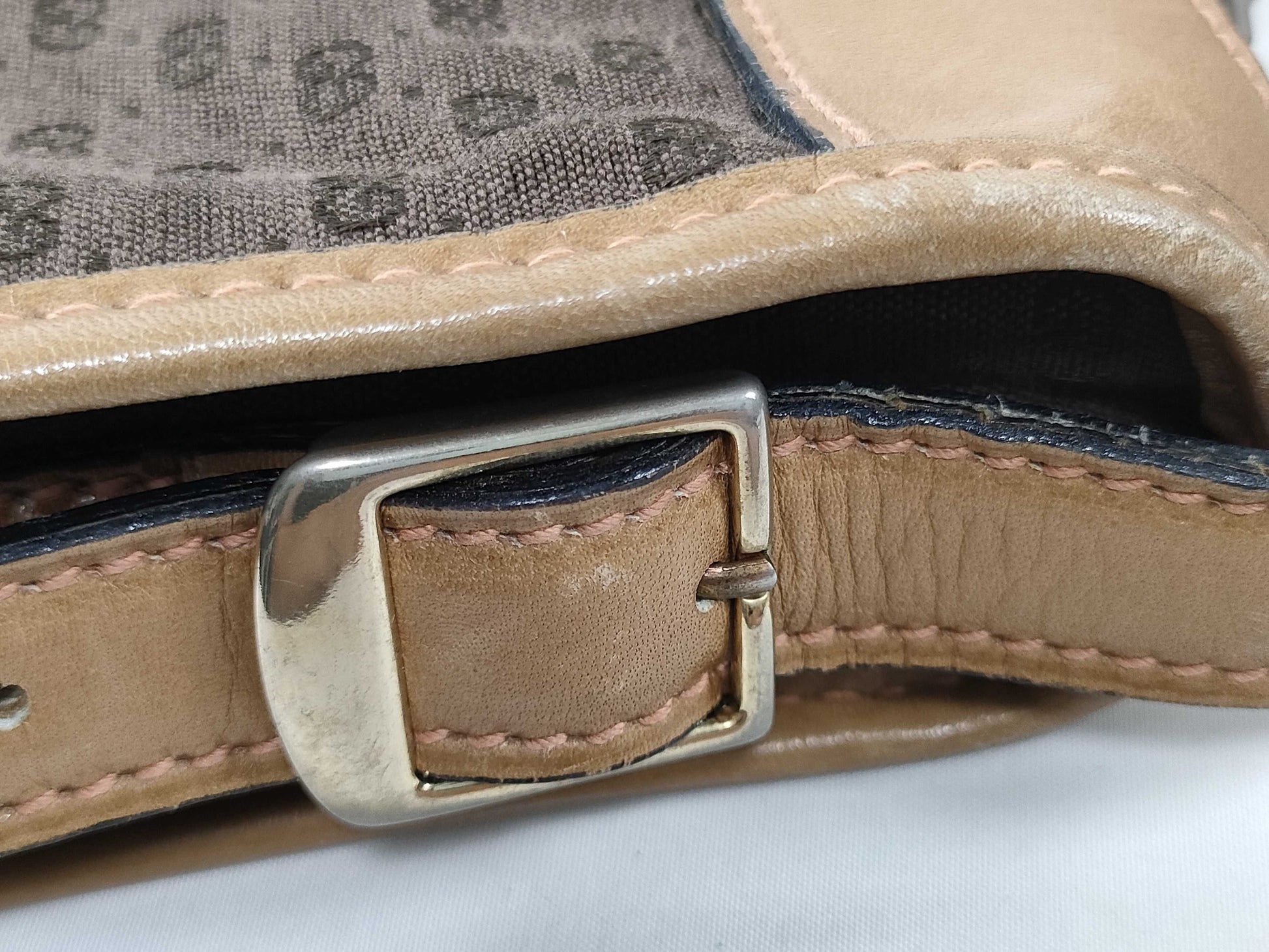 GUCCI 067 Shoulder Bag, Old Gucci Micro GG Canvas and Leather, Brown Shoulder Bag