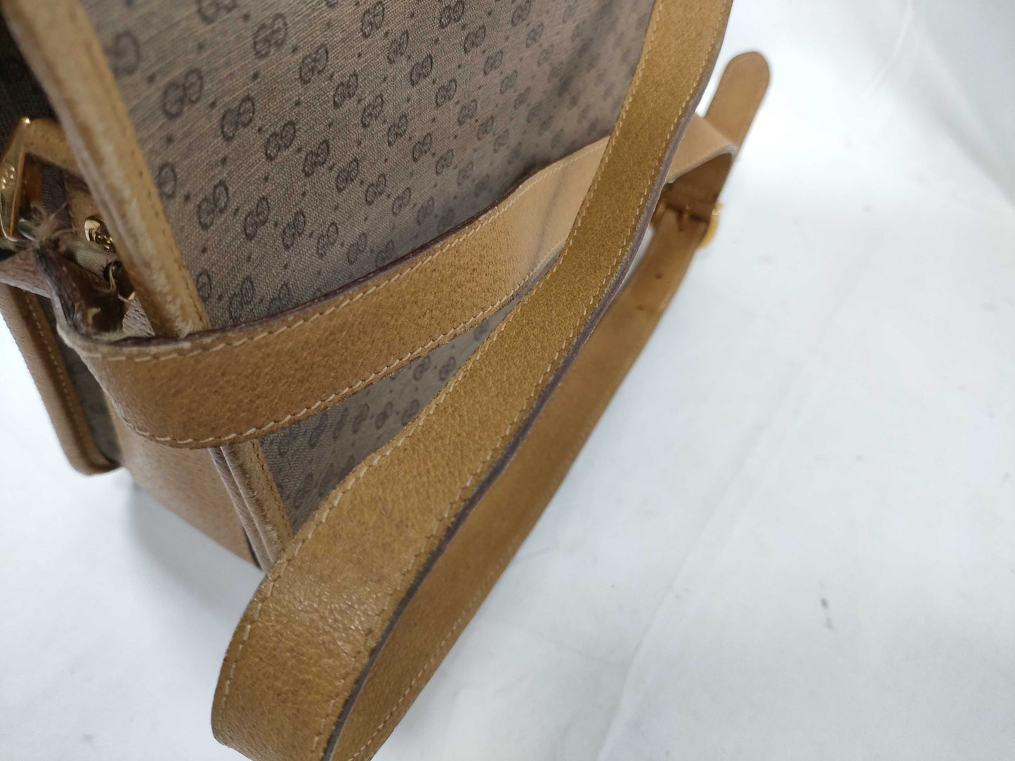 GUCCI 001116 Micro GG Shoulder Bag in GG Supreme Canvas, Camel