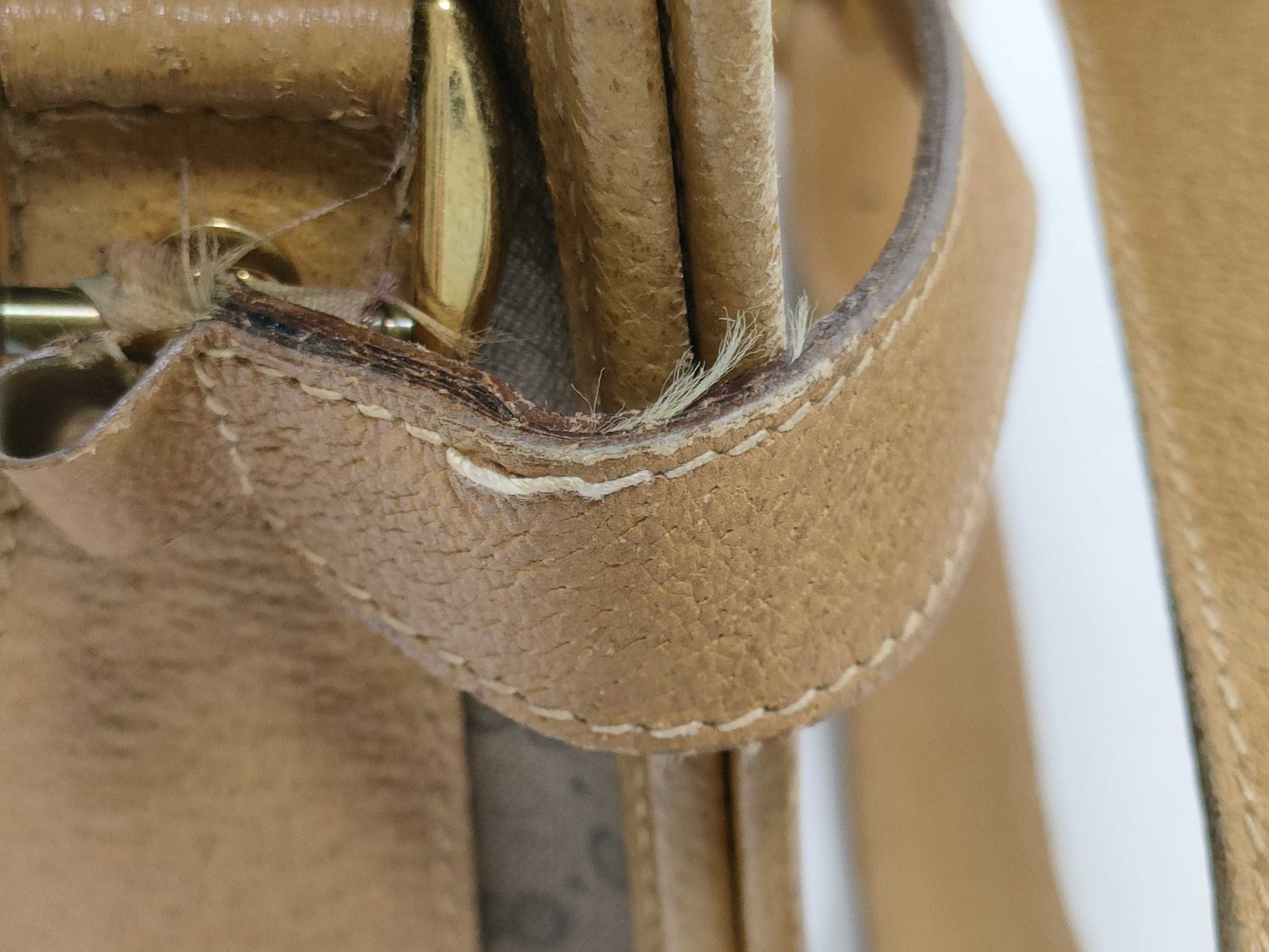 GUCCI 001116 Micro GG Shoulder Bag in GG Supreme Canvas, Camel
