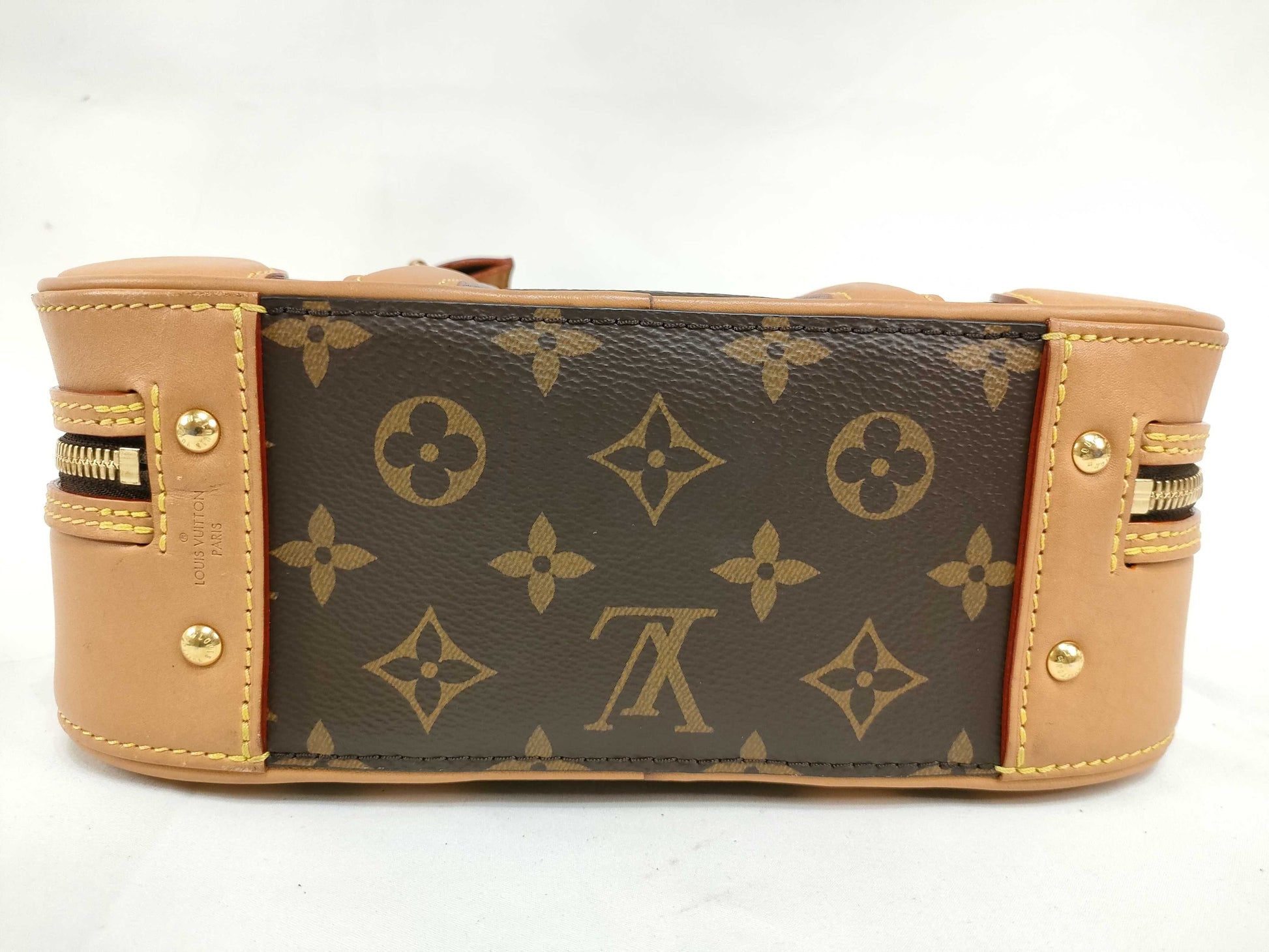 LOUIS VUITTON M 44581 Monogram Valiset Shoulder Bag