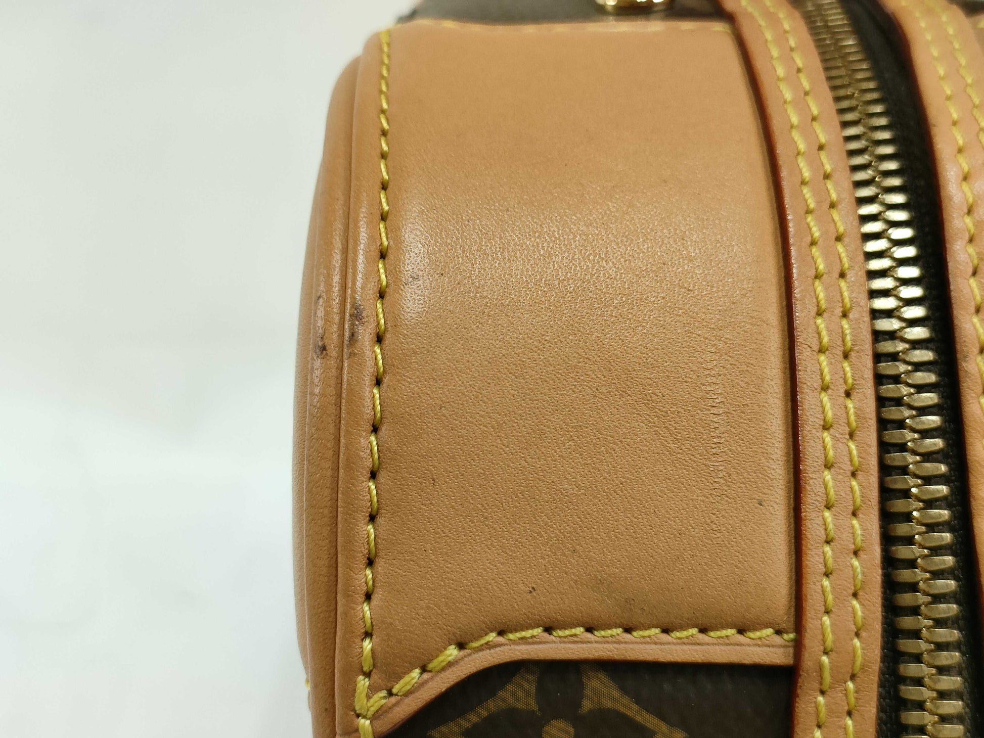 LOUIS VUITTON M 44581 Monogram Valiset Shoulder Bag