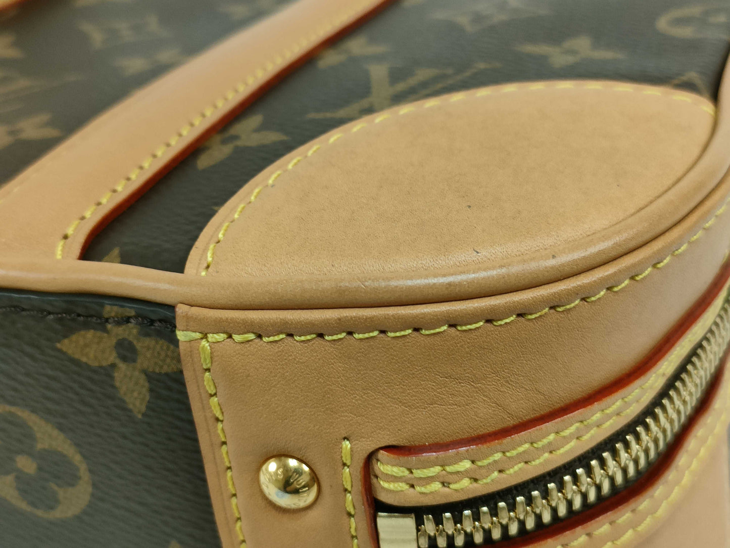 LOUIS VUITTON M 44581 Monogram Valiset Shoulder Bag