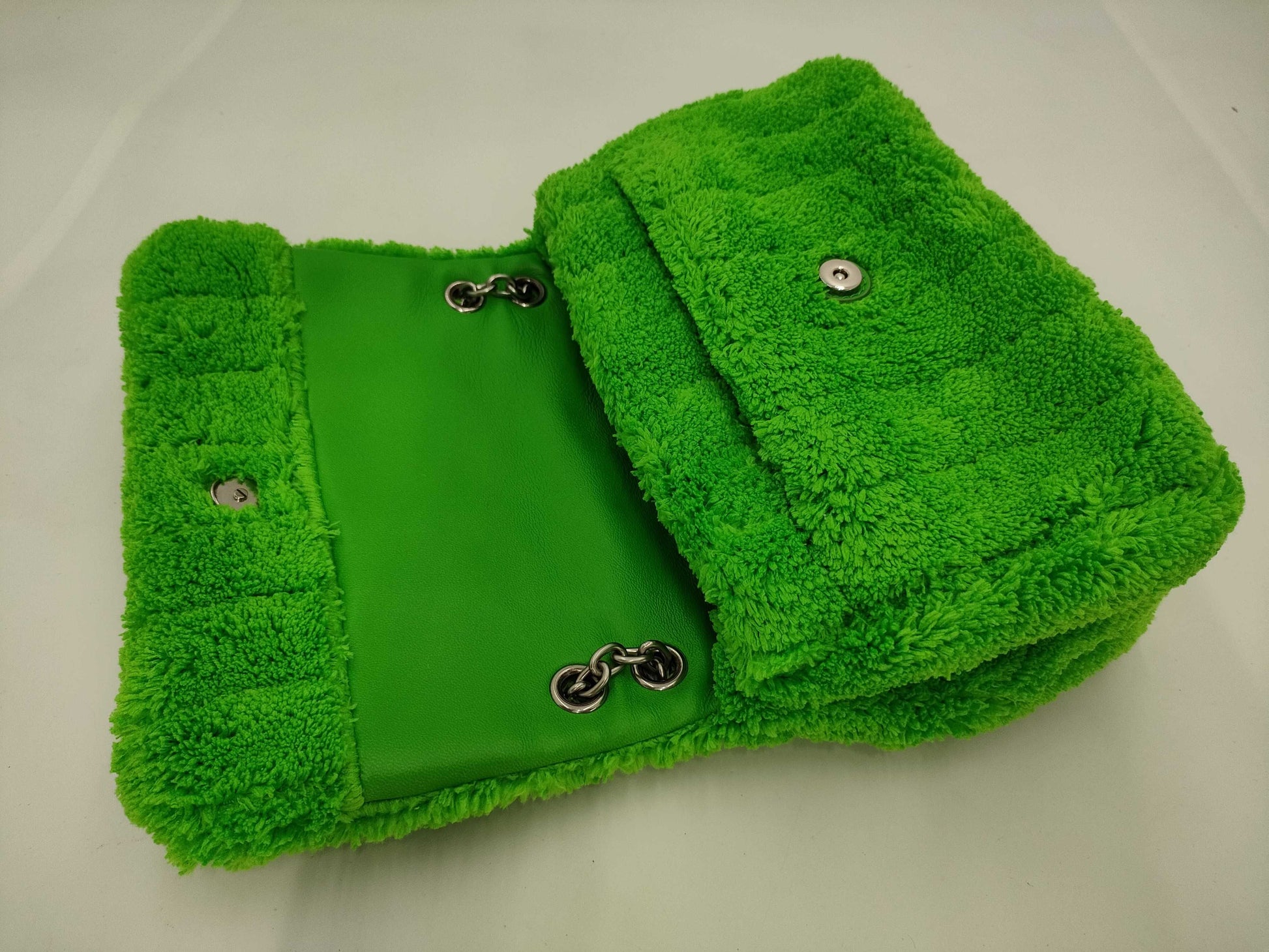 BALENCIAGA BALENCIAGA Monaco Chain Shoulder Bag Green Bag