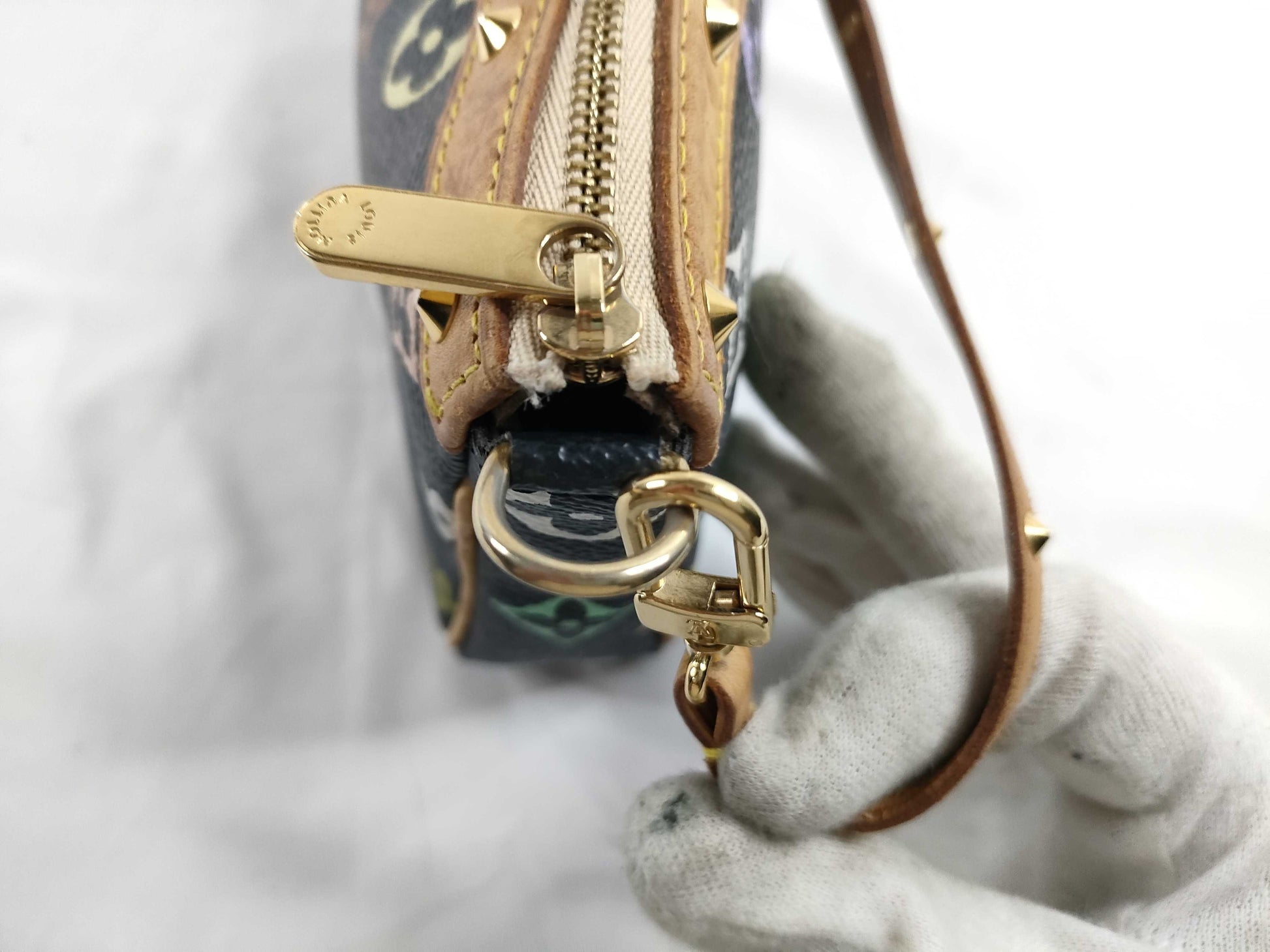 LOUIS VUITTON M92648 Monogram Multicolore Louis Vuitton Monogram Multicolore Pochette Accessoires Pouch M92648 SL10093 Hand Strap Handbag