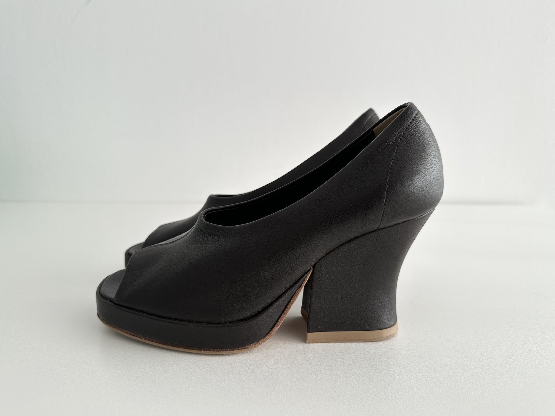 BOTTEGA VENETA BOTTEGA VENETA Bottega Veneta Open Toe Pumps Sandals Size 35 Pumps