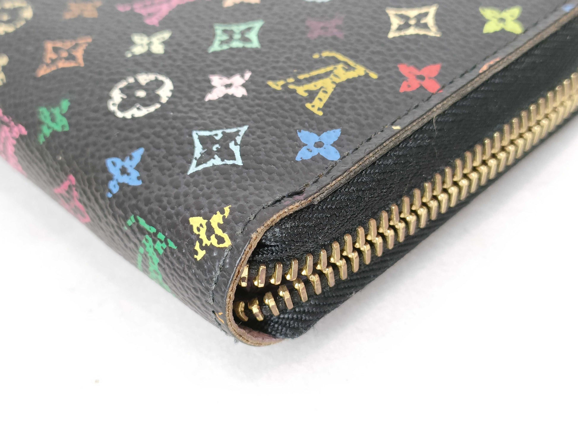 LOUIS VUITTON M60050 Monogram Multicolore LOUIS VUITTON Monogram Multicolore Louis Vuitton Zippy Wallet M60050 CA4132 Monogram Multicolore Wallet