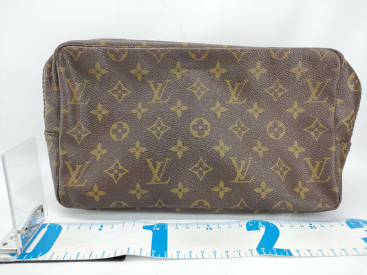 LOUIS VUITTON M47522 Monogram True Towel 28 M47522 Pouch