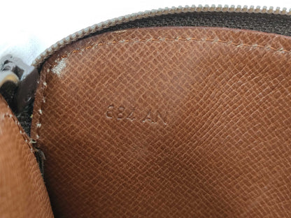 LOUIS VUITTON Monogram Pochette Secret M45484 Shoulder Bag