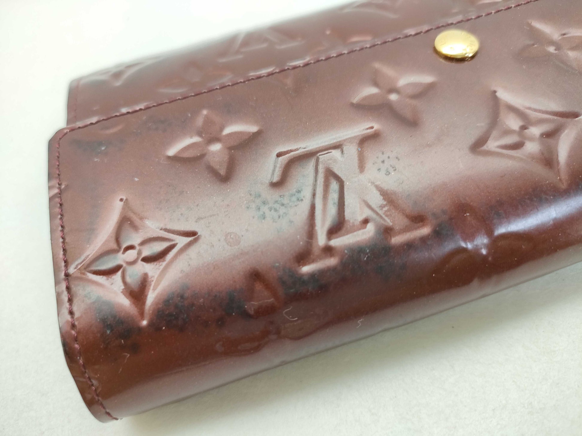 LOUIS VUITTON Vernis Portefeuille Sarah M93524 Wallet