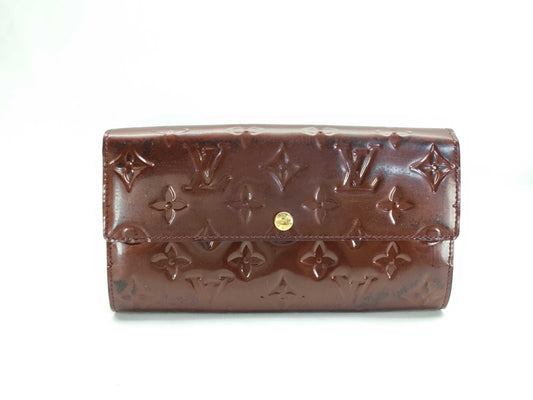 LOUIS VUITTON Vernis Portefeuille Sarah M93524 Wallet