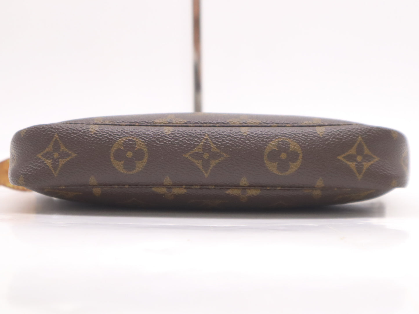 LOUIS VUITTON M51980 Monogram Pochette Accessoires Pouch with Shoulder Strap
