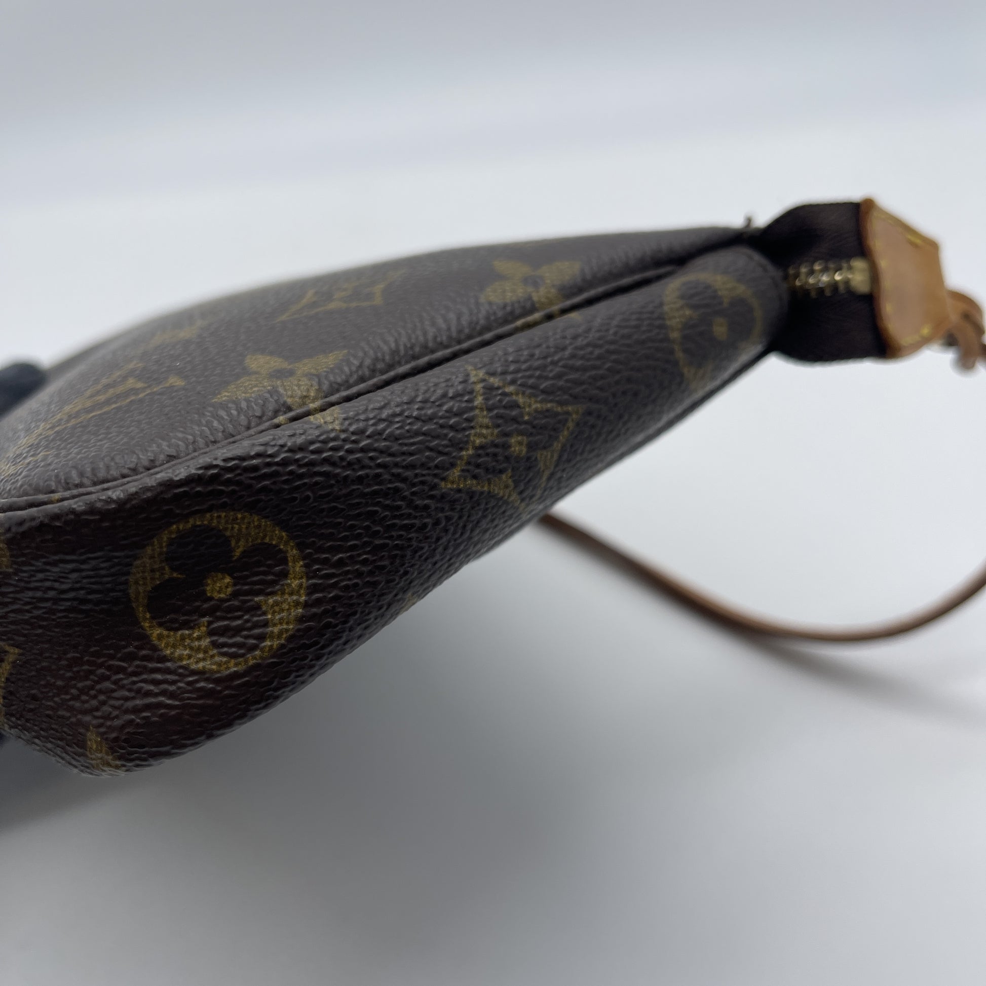LOUIS VUITTON M51980 Monogram Pochette Accessoires Pouch Handbag