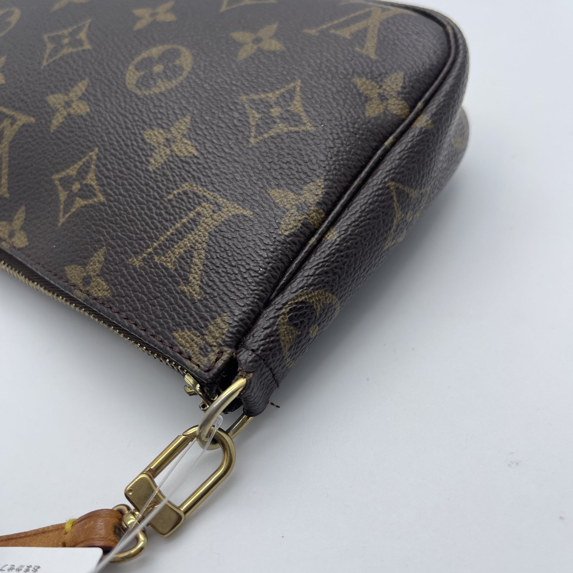 LOUIS VUITTON M51980 Monogram Pochette Accessoires Pouch Handbag
