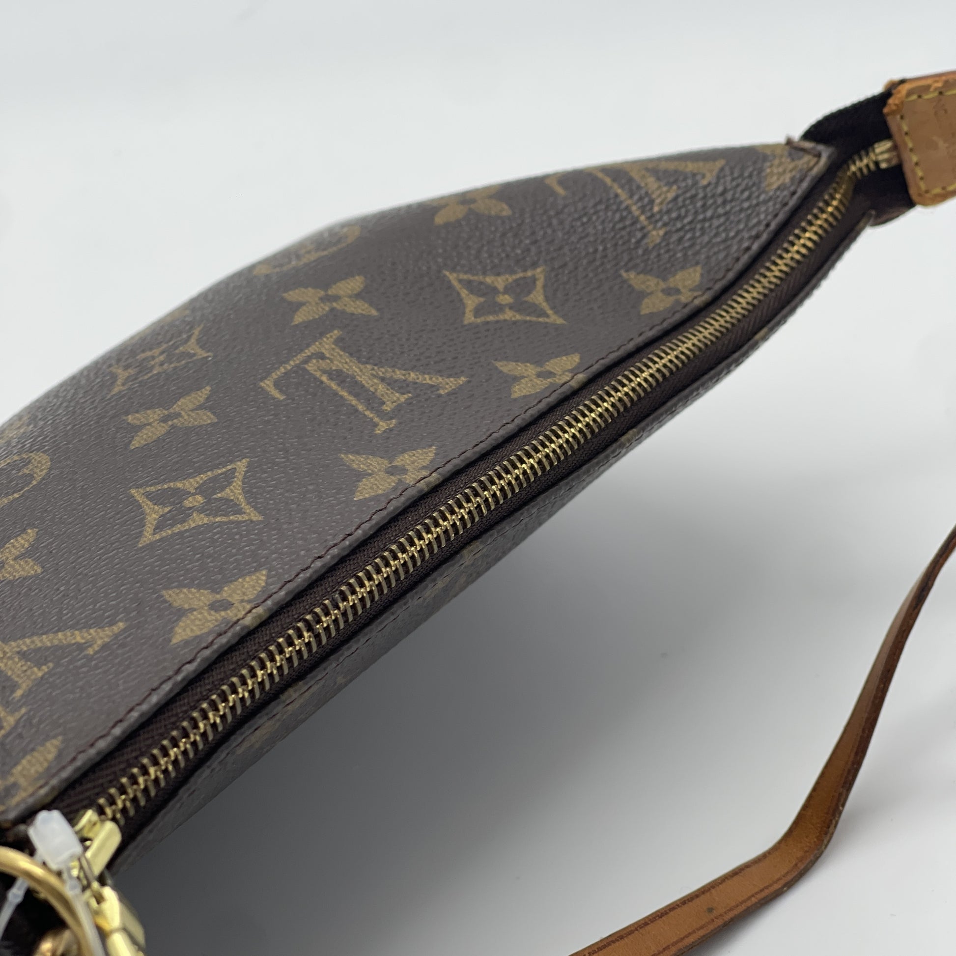LOUIS VUITTON Louis Vuitton Monogram Pochette Accessoires Pouch M51980 Pouch