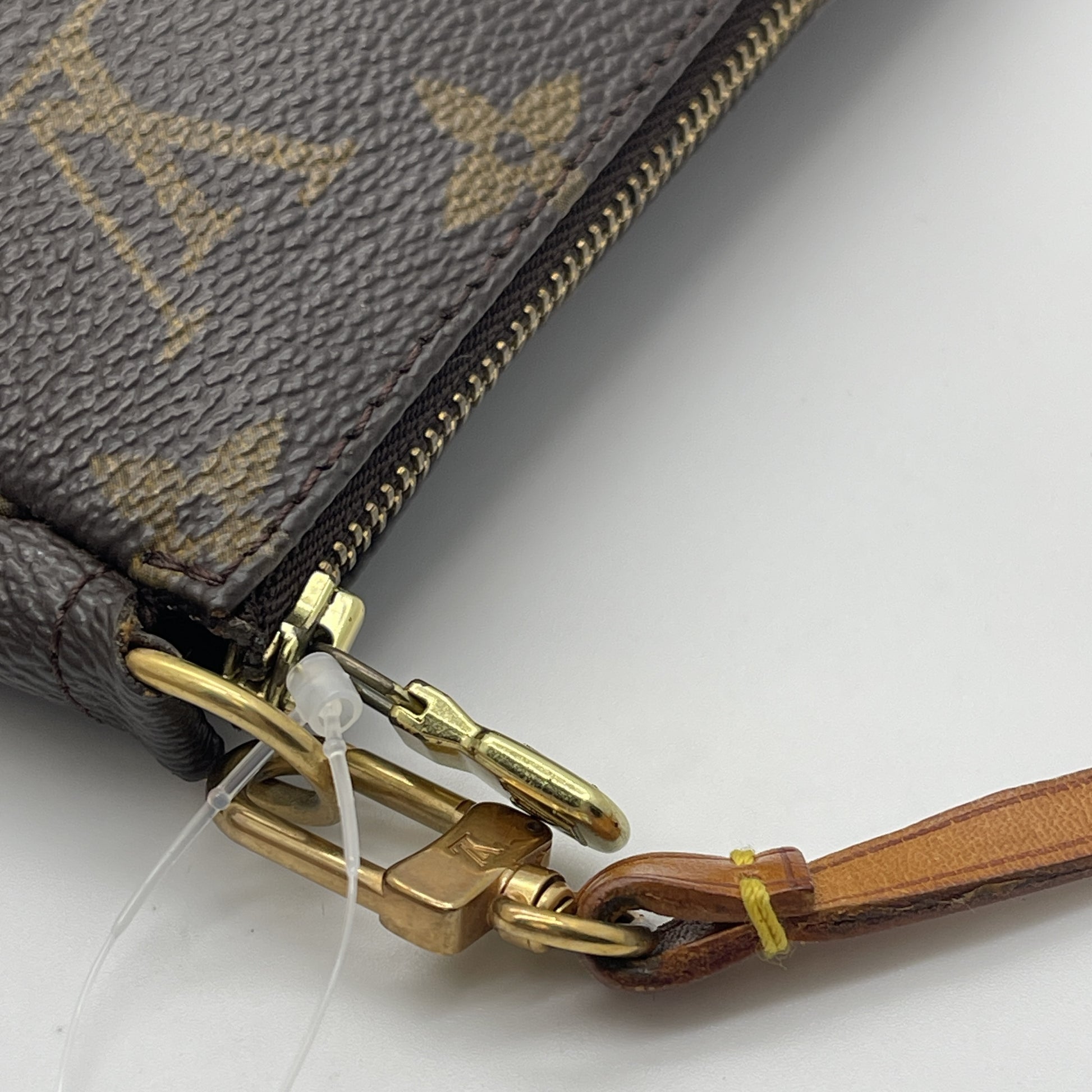 LOUIS VUITTON Louis Vuitton Monogram Pochette Accessoires Pouch M51980 Pouch
